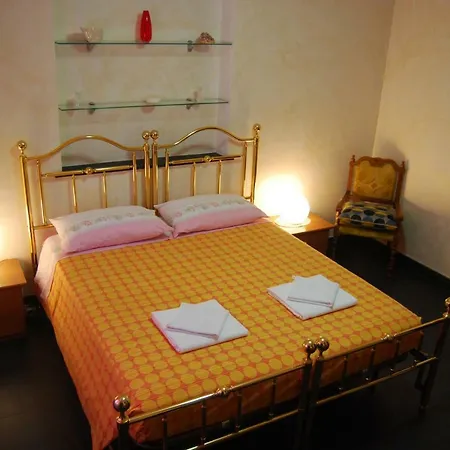 Casa Mama بيت ضيافة جنوة